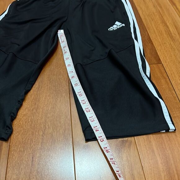 Adidas youth Tiro 17 Three-Quarter Pants size XL - Picture 9 of 9